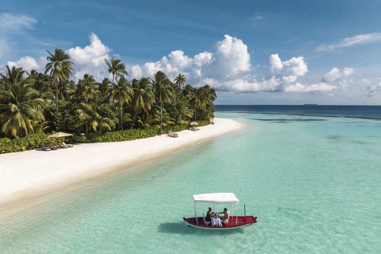 constance halaveli maldives-02.jpg  