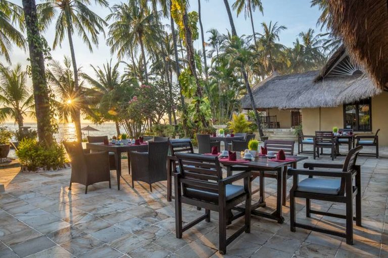 alam anda ocean front resort indonesien-02.jpg  